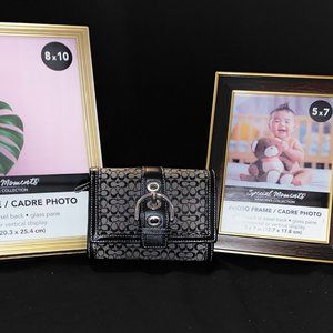 Vintage Coach Wallet w/Signature Print